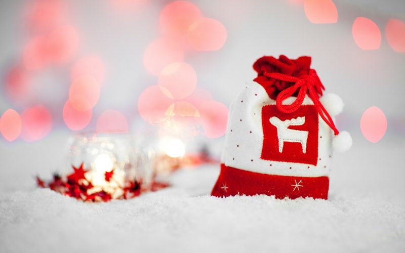Twelve Contemporary (Shopping) Days of Christmas